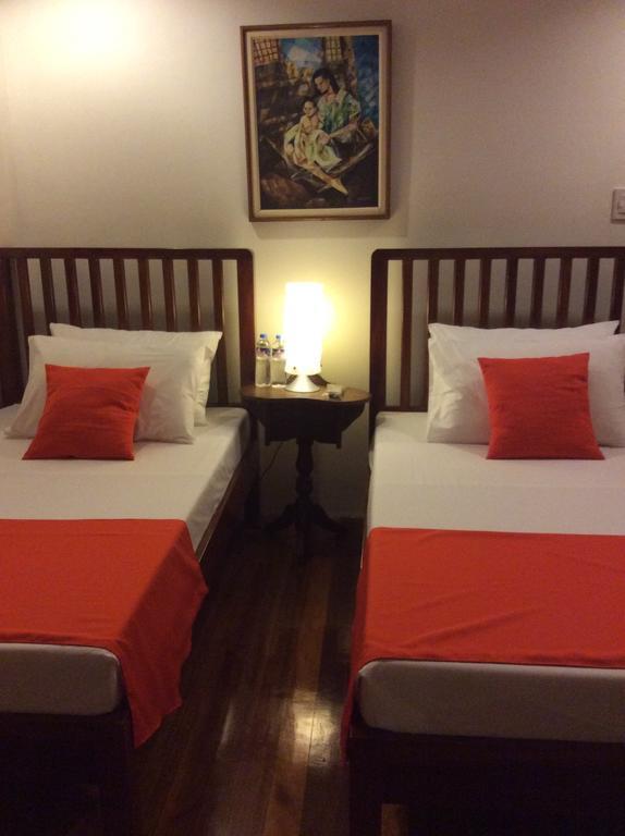 Casa Roces Bed & Breakfast Legazpi Ruang foto