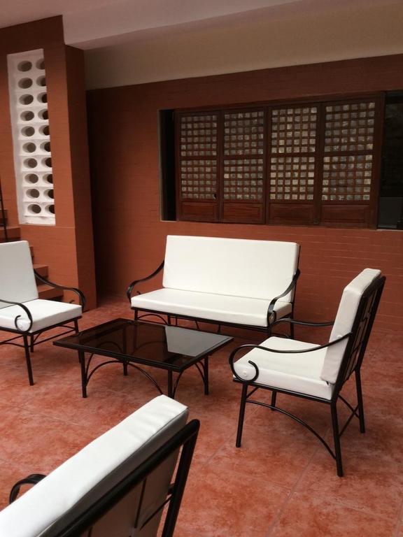 Casa Roces Bed & Breakfast Legazpi Bagian luar foto